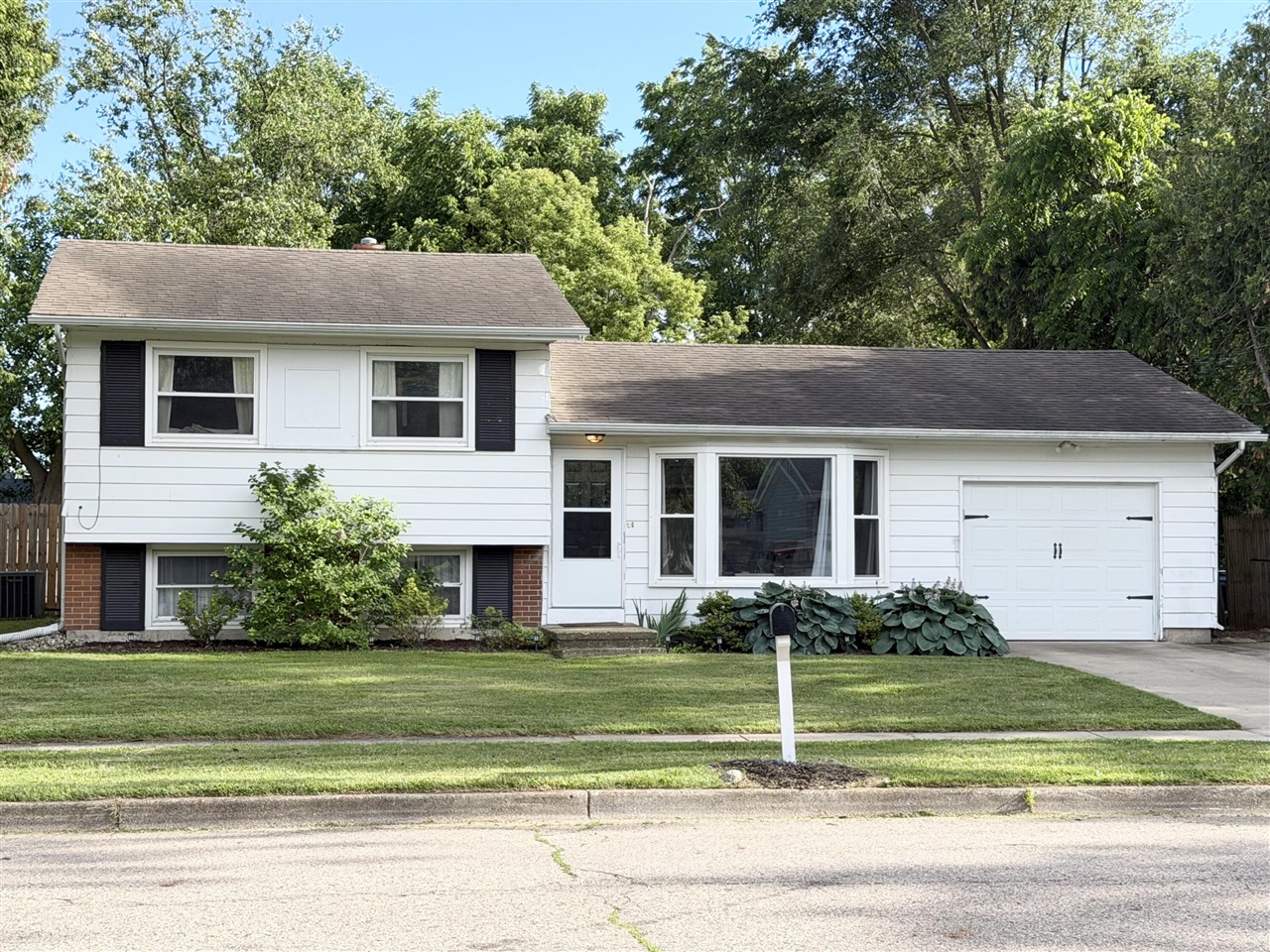 Homes for sale in Portage, MI | 4310 Winthrop Ave, Portage, MI 49002 | MLS# 70540512