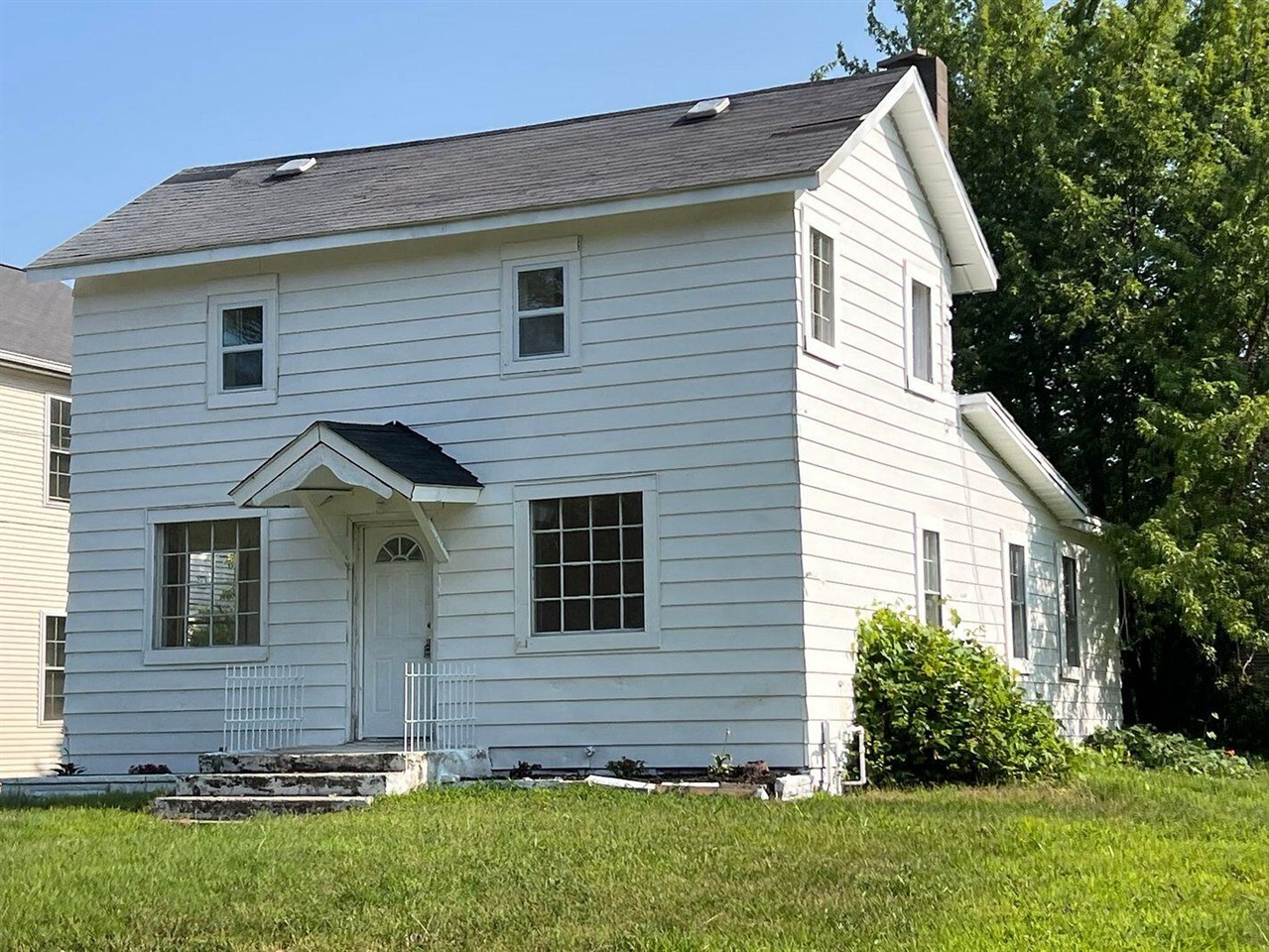 1st image of 255 High St, Benton Harbor, MI 49022 | MLS# 70540515