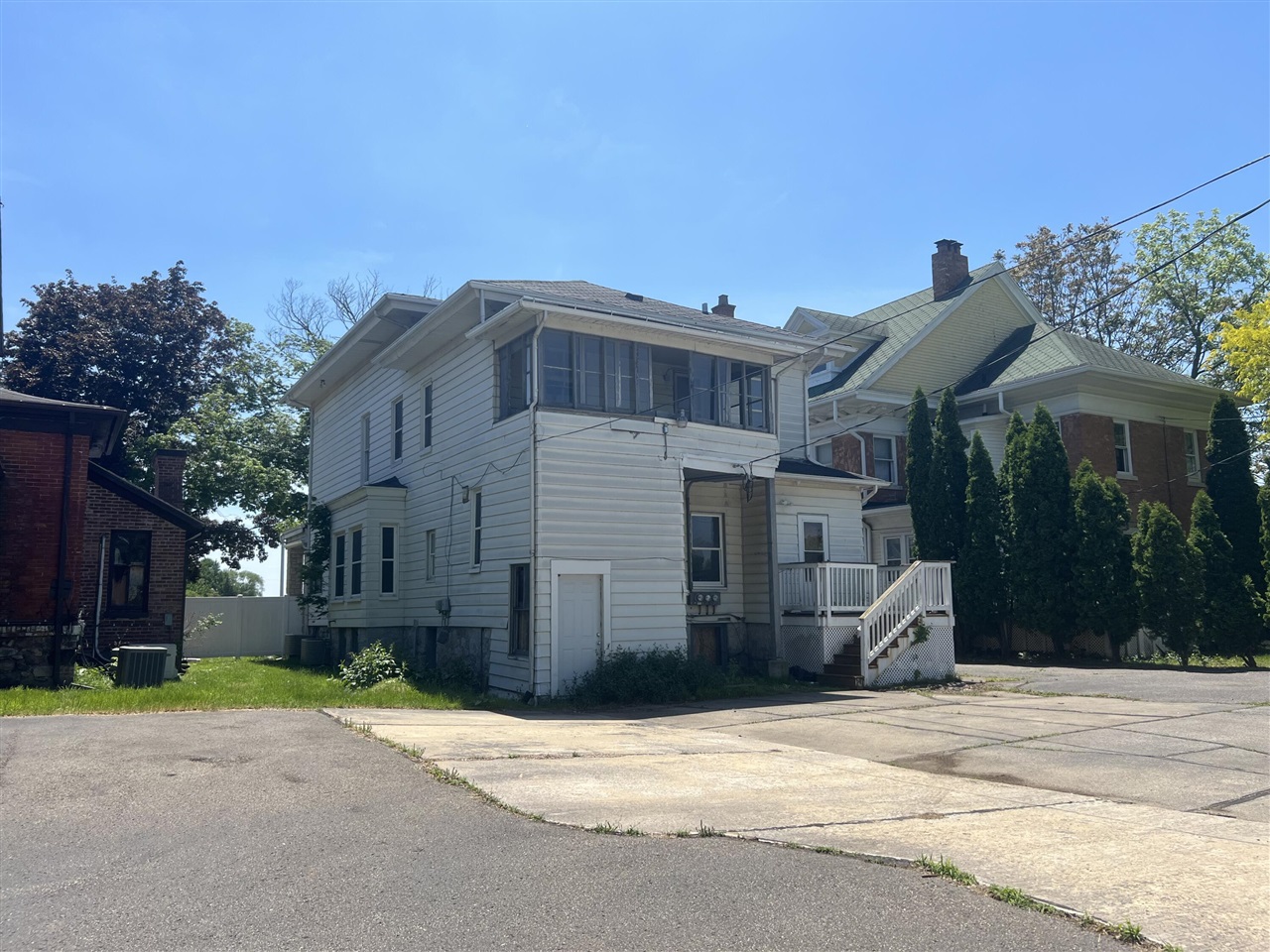 2nd image of 165 Capital Ave, Battle Creek, MI 49017 | MLS# 70540524
