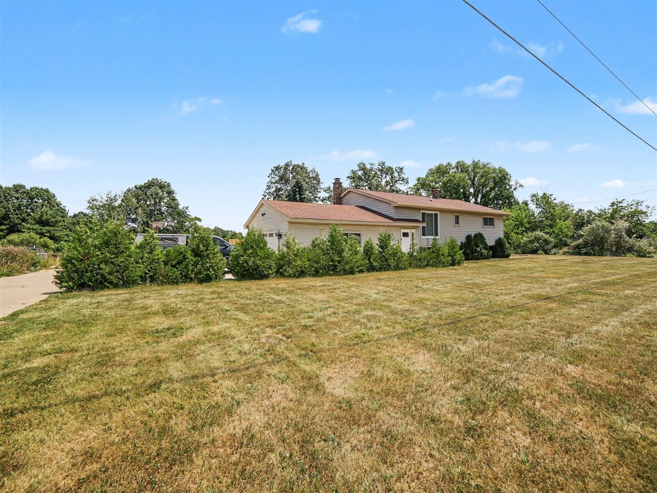 3rd image of 9154 Old Hwy 99, Montague, MI 49437 | MLS# 70540790