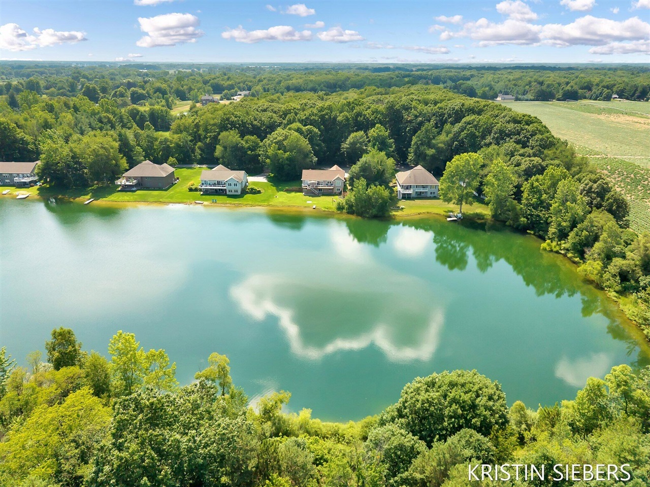 2nd image of 9760 Jade Dr, Allendale, MI 49401 | MLS# 70540868