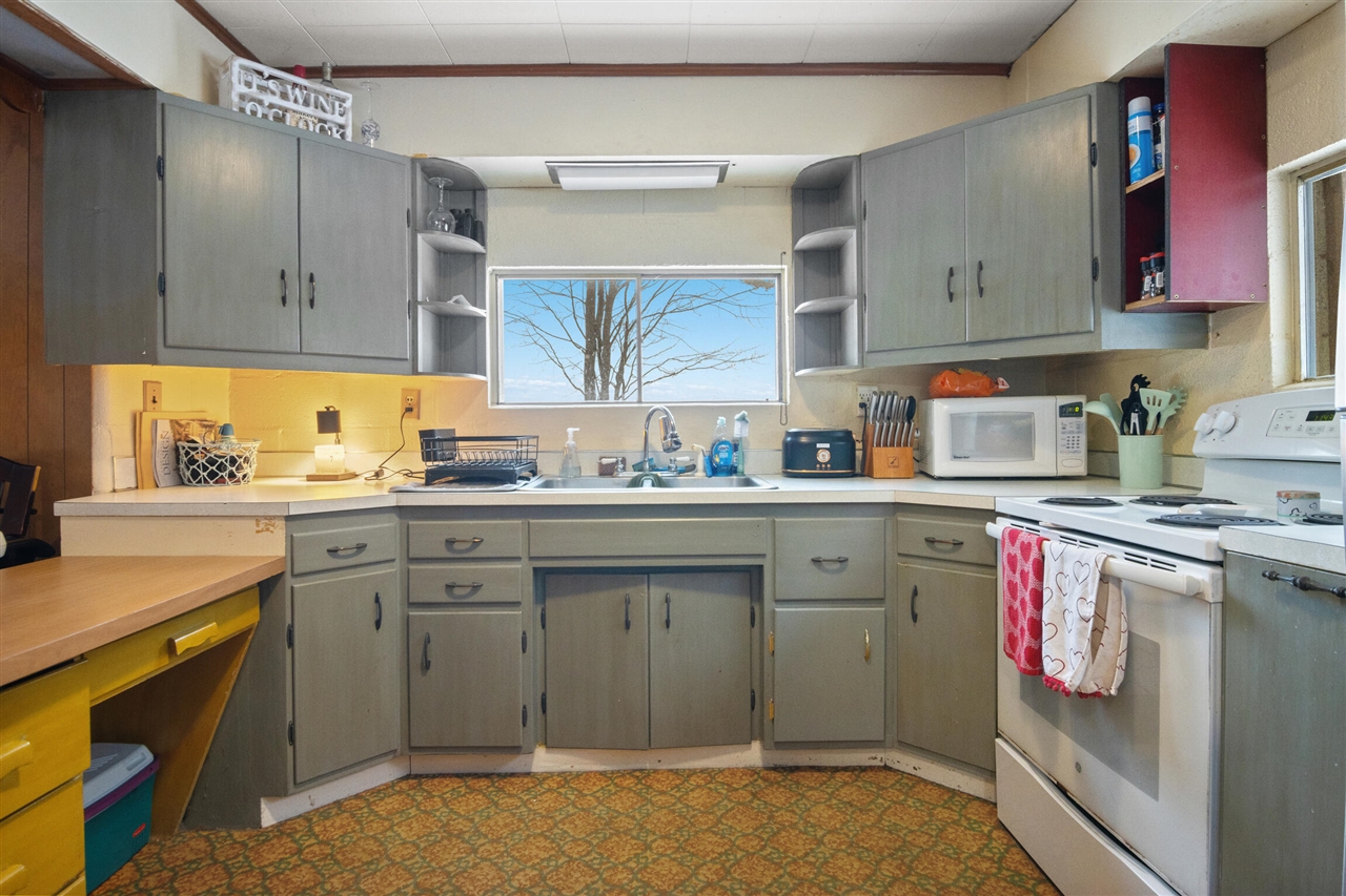 5th image of 95 E Piney Rd, Manistee, MI 49660 | MLS# 70541125