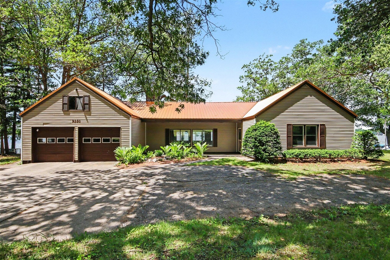 1st image of 9351 S Catalpa Ave, Newaygo, MI 49337 | MLS# 70541170