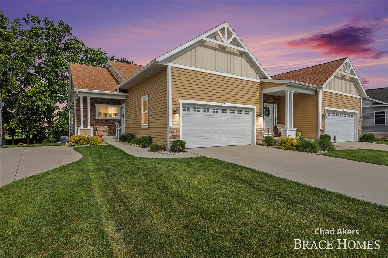 Homes for sale in Coopersville, MI | 237 Hazelnut Dr, Coopersville, MI 49404 | MLS# 70541244