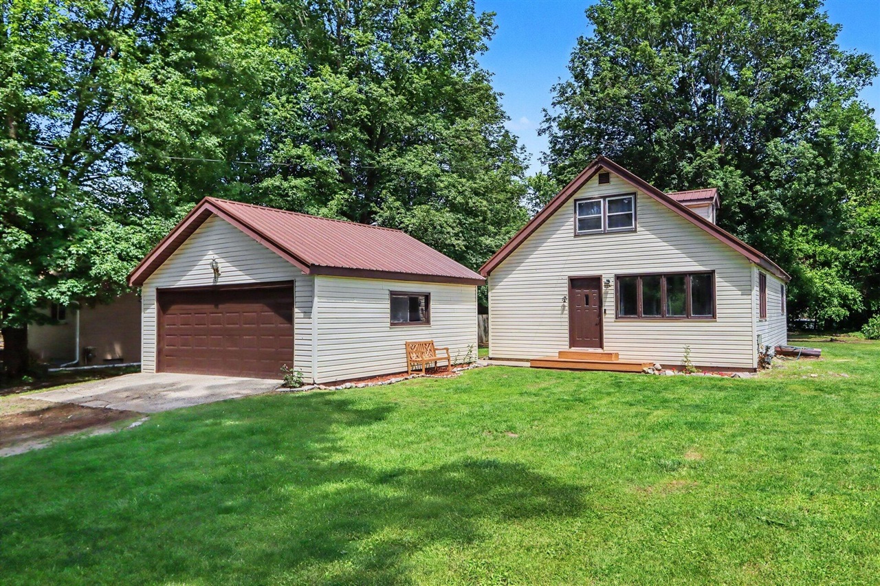 1st image of 17626 S Fisher Lake Rd, Three Rivers, MI 49093 | MLS# 70541266