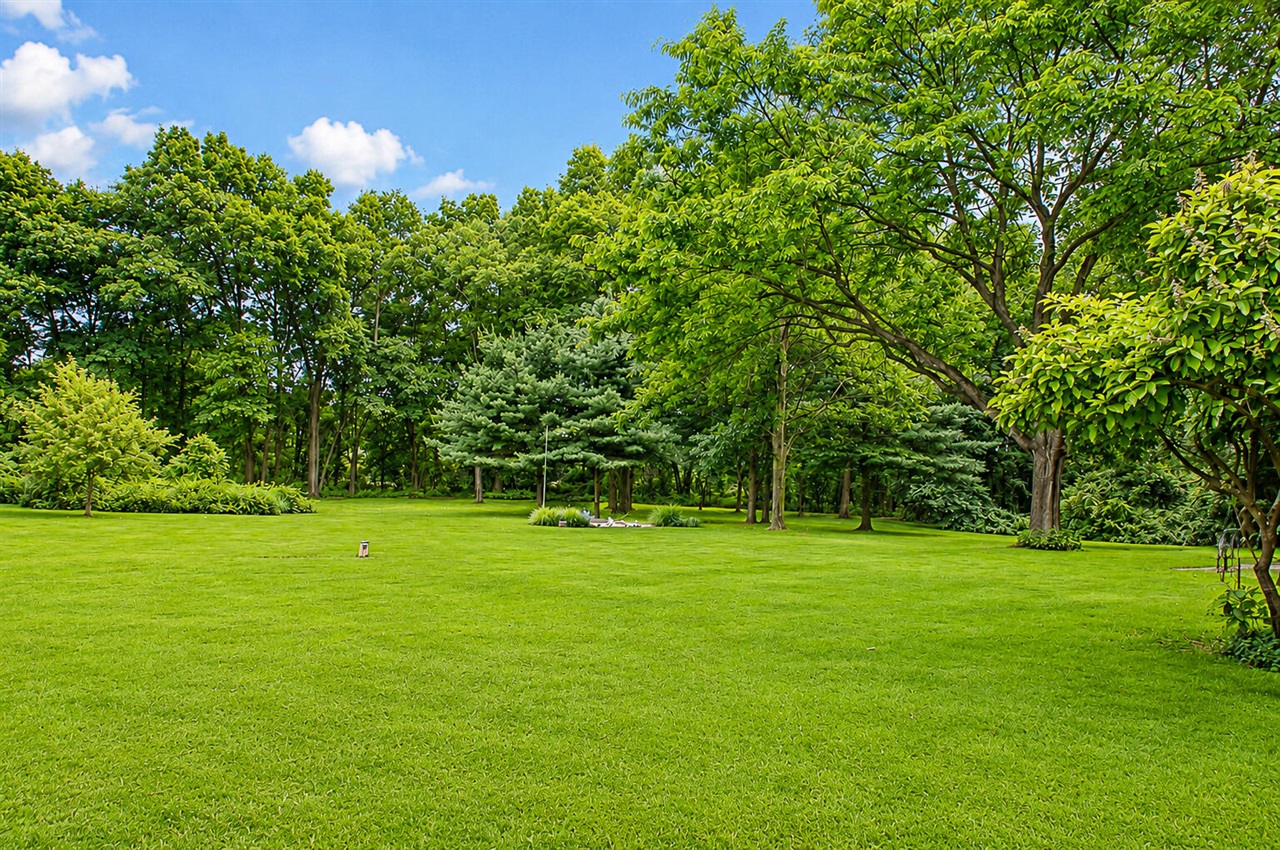 Photo 3 of Single family home for sale at 7494 Bridle Path Ct, Ada, MI 49301 | MLS# 70541273 | Listing updated on 2026-09-16