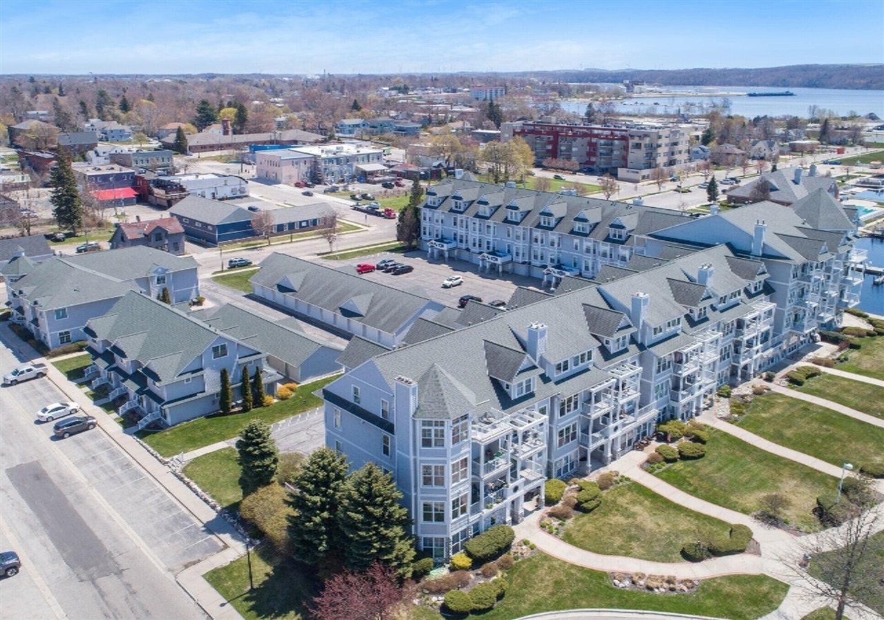Homes for sale in Ludington, MI | 300 S Rath Ave #5, Ludington, MI 49431 | MLS# 70541488
