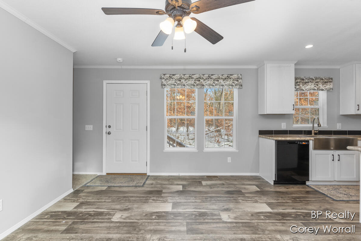 Homes for sale in Idlewild, MI | 5017 S Sunray Ct, Idlewild, MI 49642 | MLS# 70541496