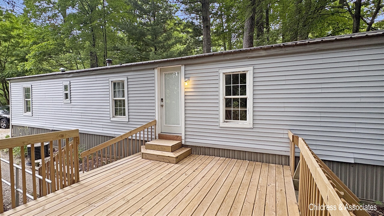 1st image of 15700 Grey Goose Dr, Gowen, MI 49326 | MLS# 70541722