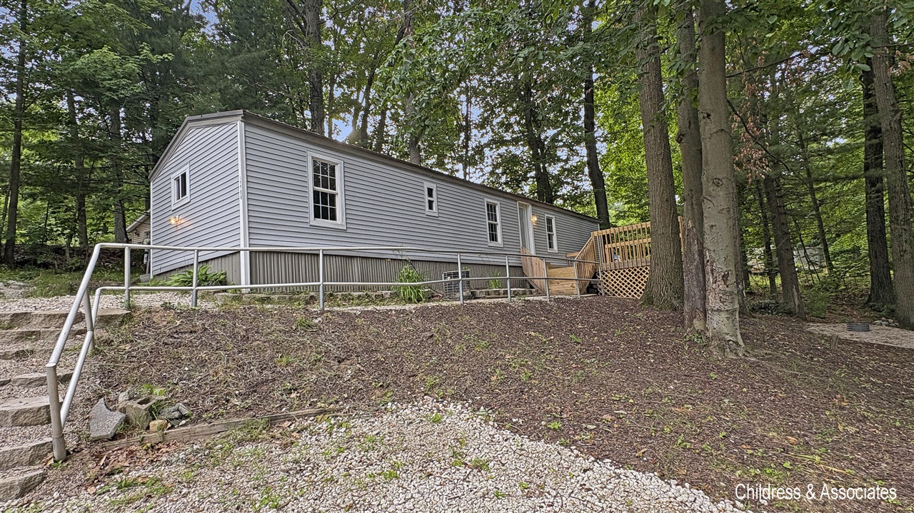 2nd image of 15700 Grey Goose Dr, Gowen, MI 49326 | MLS# 70541722