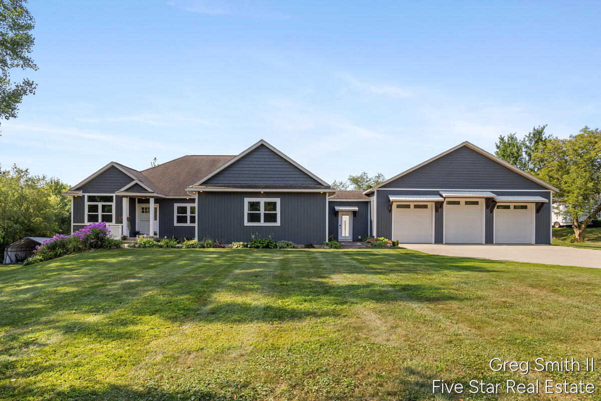 Photo 1 of Single family home for sale at 884 Stoney Hl Ct, Wayland, MI 49348 | MLS# 70541789 | Listing updated on 2026-09-30