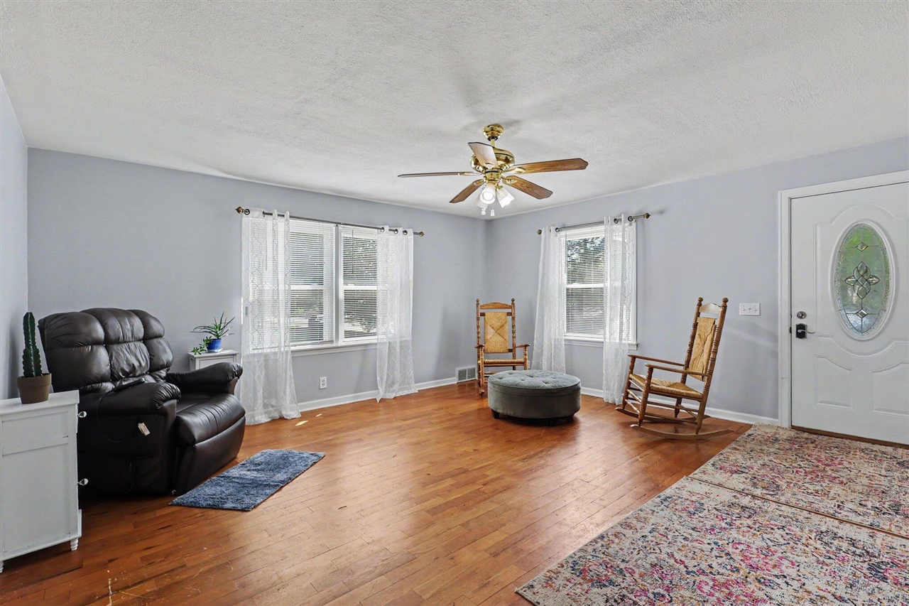 4th image of 728 Ohio Ave, Fremont, MI 49412 | MLS# 70541816