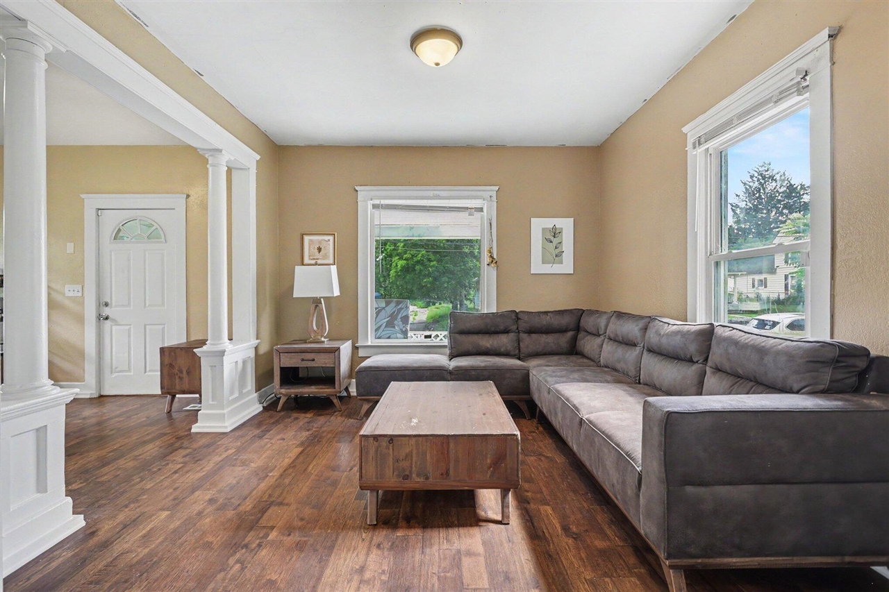 5th image of 54 Frisbie Ave, Battle Creek, MI 49037 | MLS# 70541915