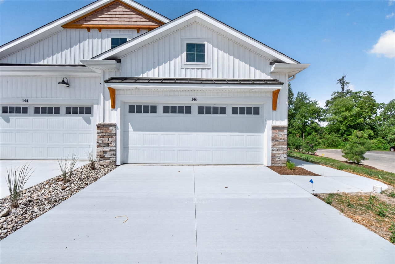 1st image of 146 Ashley Ct, Brooklyn, MI 49230 | MLS# 70541935