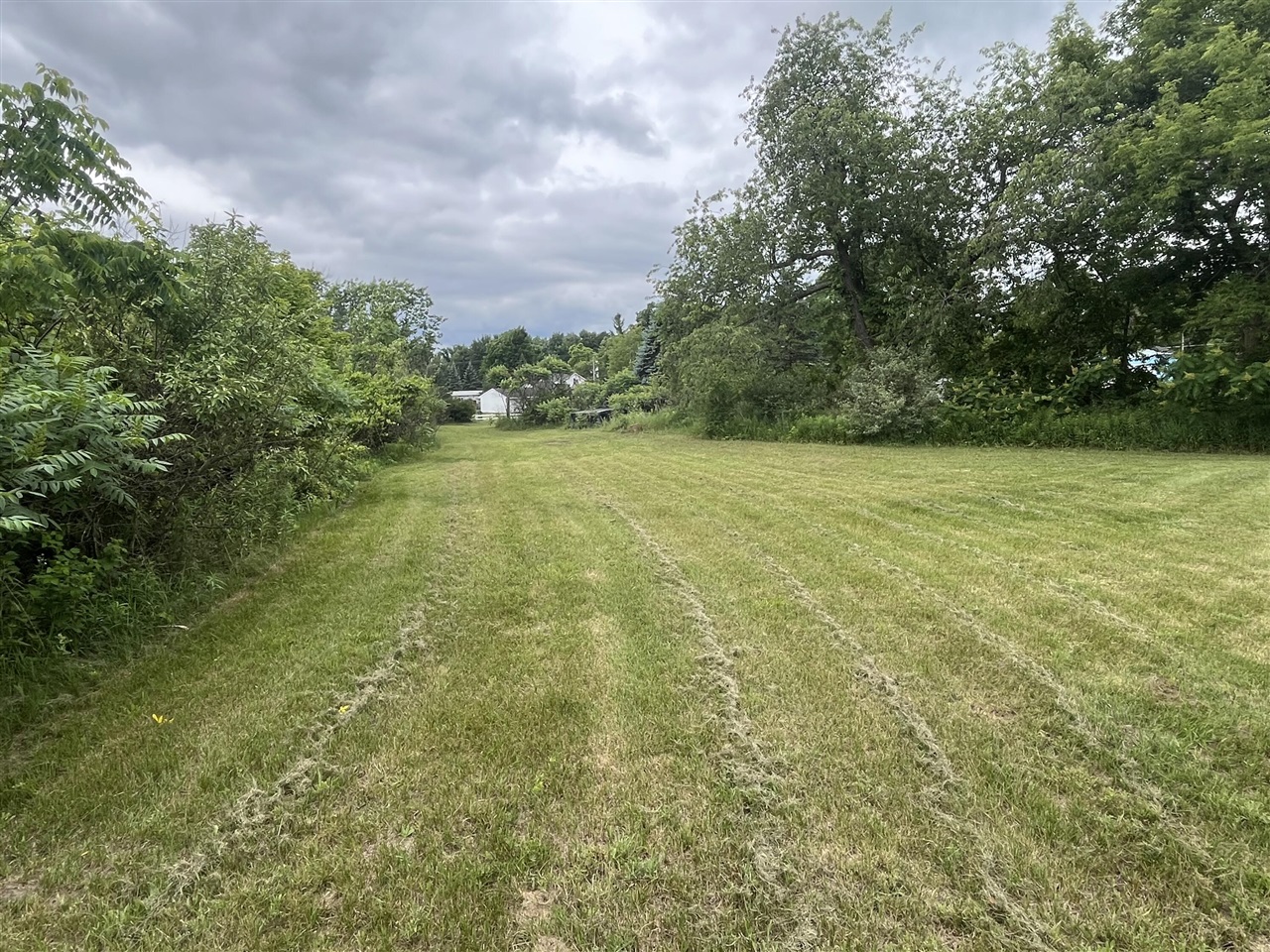 32nd image of 1172 N Greenville Rd, Stanton, MI 48888 | MLS# 70541948
