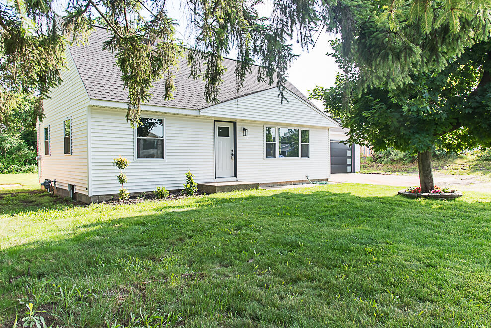 1st image of 1822 W Centre Ave, Portage, MI 49024 | MLS# 70541987