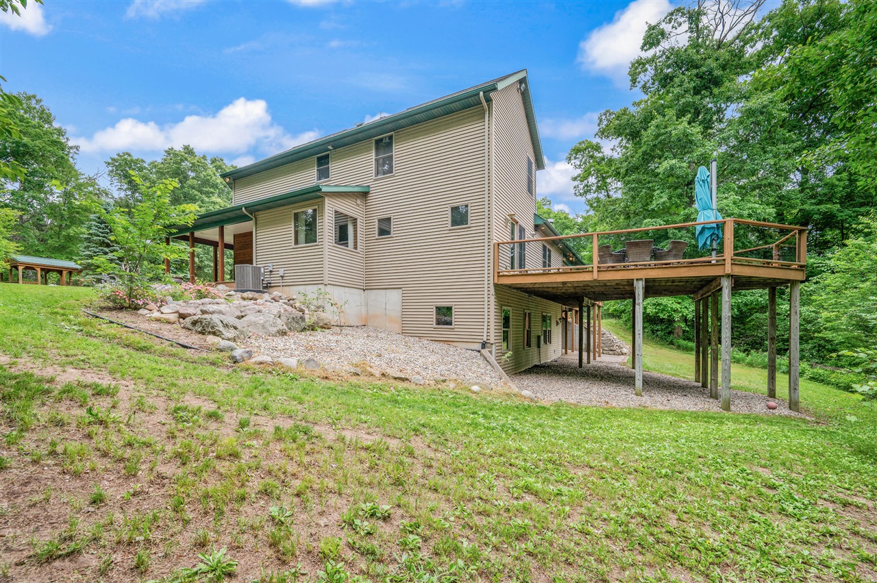 2nd image of 10810 Ingersoll Dr, Howard City, MI 49329 | MLS# 70542133
