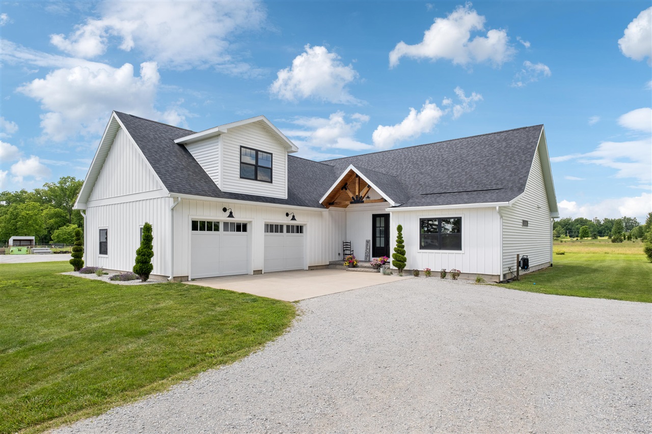 4th image of 7062 Brooks Rd, Clarksville, MI 48815 | MLS# 70542176