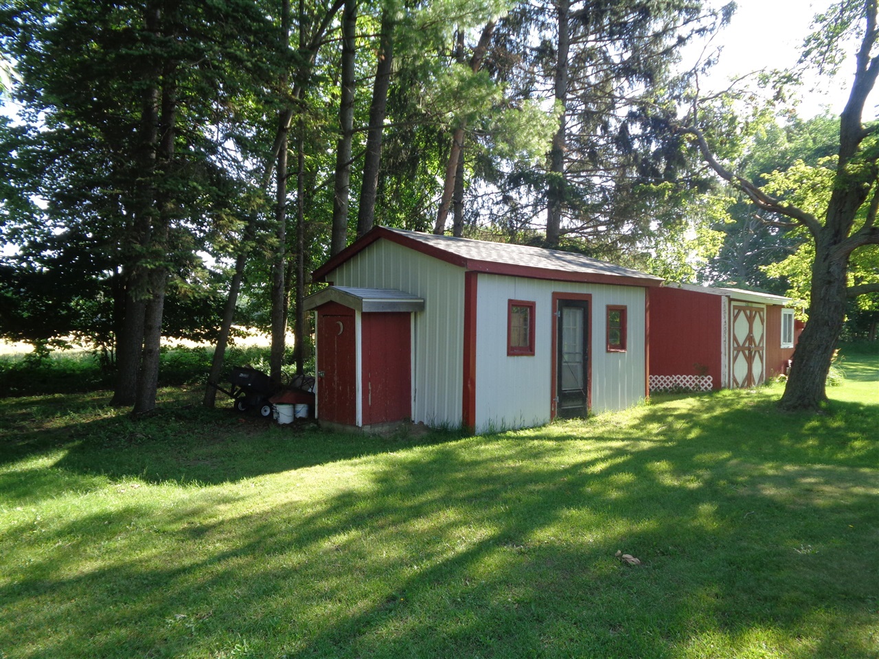 Photo 4 of Single family home for sale at 26865 Q Dr, Homer, MI 49245 | MLS# 70542203 | Listing updated on 2026-09-14