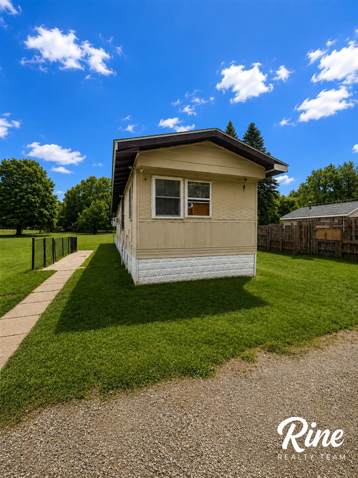 Homes for sale in Caro, MI | 1684 Colwood Rd, Caro, MI 48723 | MLS# 70542216