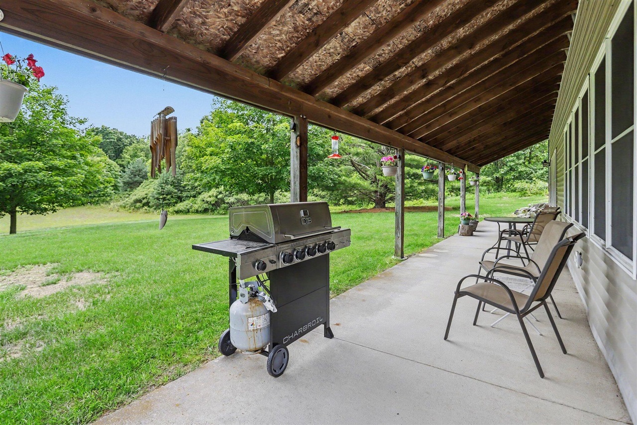 4th image of 21641 Pine Lake Rd, Battle Creek, MI 49014 | MLS# 70542226