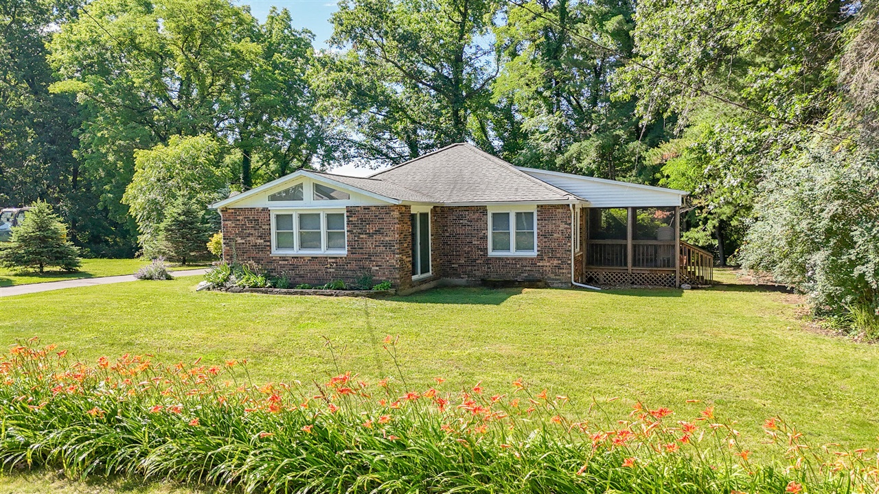 5th image of 66345 95Th Ave, Dowagiac, MI 49047 | MLS# 70542257