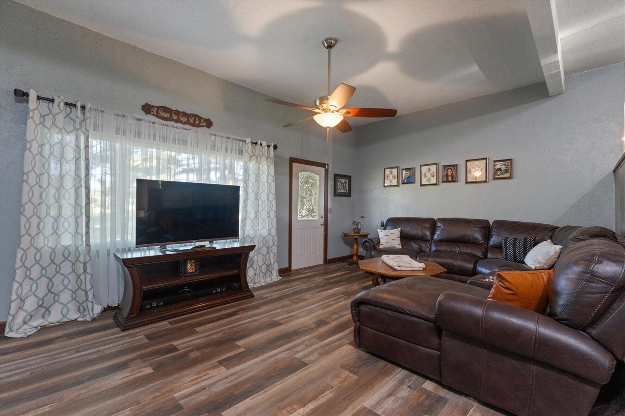 5th image of 70600 Conrad Rd, Niles, MI 49120 | MLS# 70542422