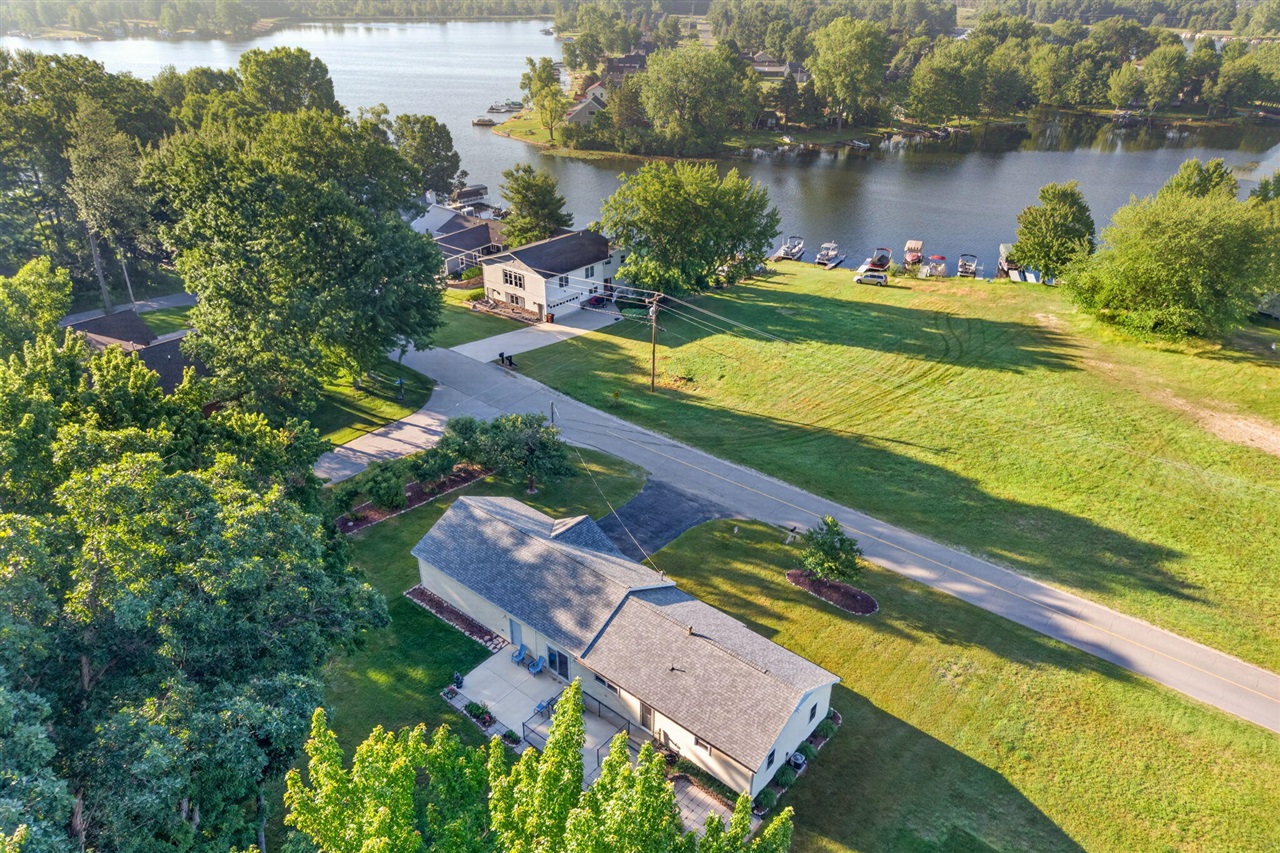 image of 11328 Old Pierce Rd, Stanwood, MI 49346 | MLS# 70542484