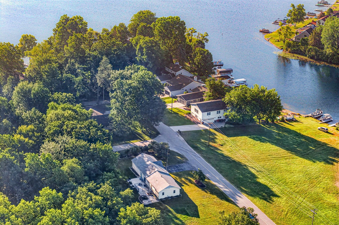 image of 11328 Old Pierce Rd, Stanwood, MI 49346 | MLS# 70542484