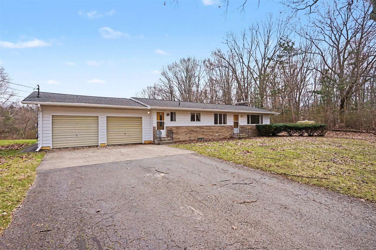 2nd image of 11550 144th Ave, West Olive, MI 49460 | MLS# 70542623