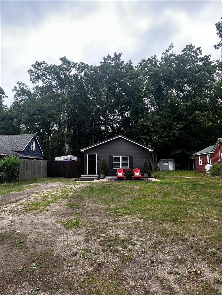 1st image of 16928 6th St, Wellston, MI 49689 | MLS# 70542658