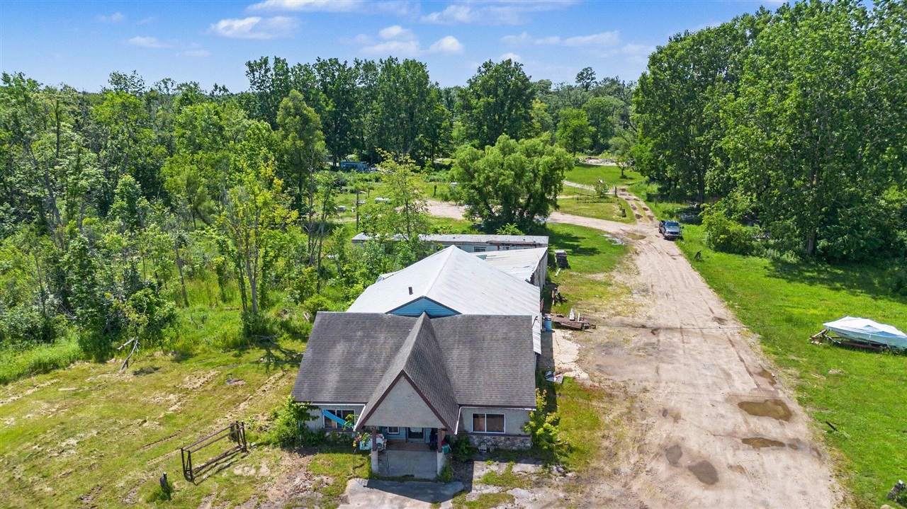 18th image of 54092 M 51, Dowagiac, MI 49047 | MLS# 70542685