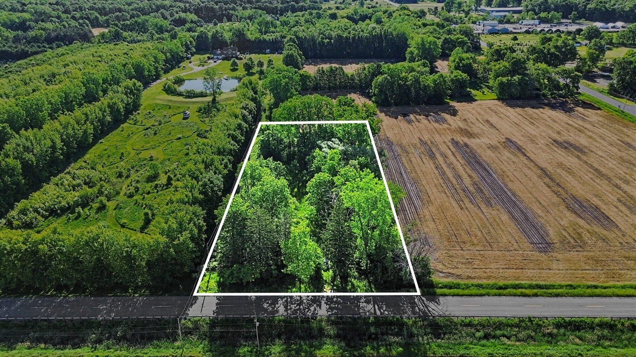1st image of 9605 Holden Rd, Baroda, MI 49101 | MLS# 70542686