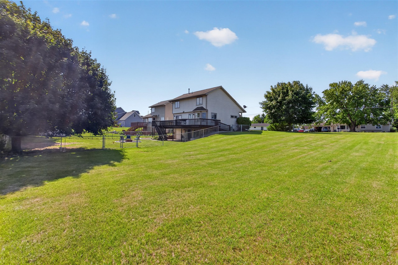 Homes for sale in Cement City, MI | 290 Somerset Dr, Cement City, MI 49233 | MLS# 70542687