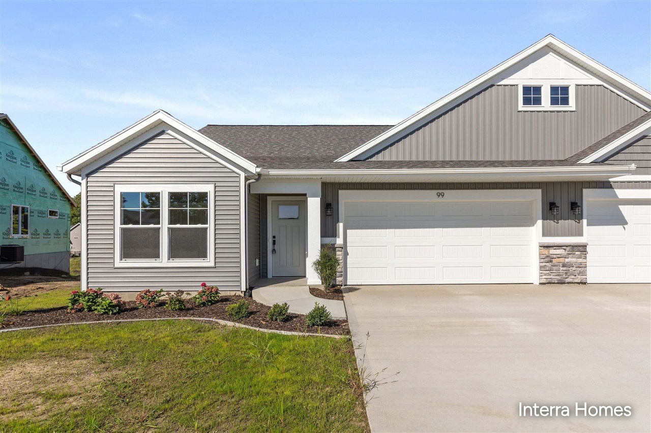 Condo for sale at 99 Fireside Dr #14, Grand Rapids, MI 49534-3732 | MLS# 70542733