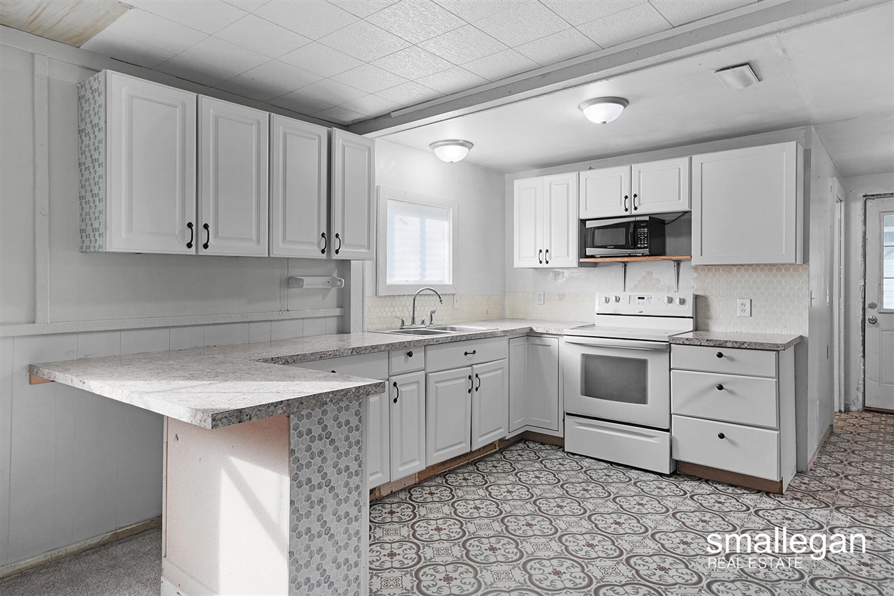 image of 8437 S Michcon Ave, Baldwin, MI 49304 | MLS# 70542747