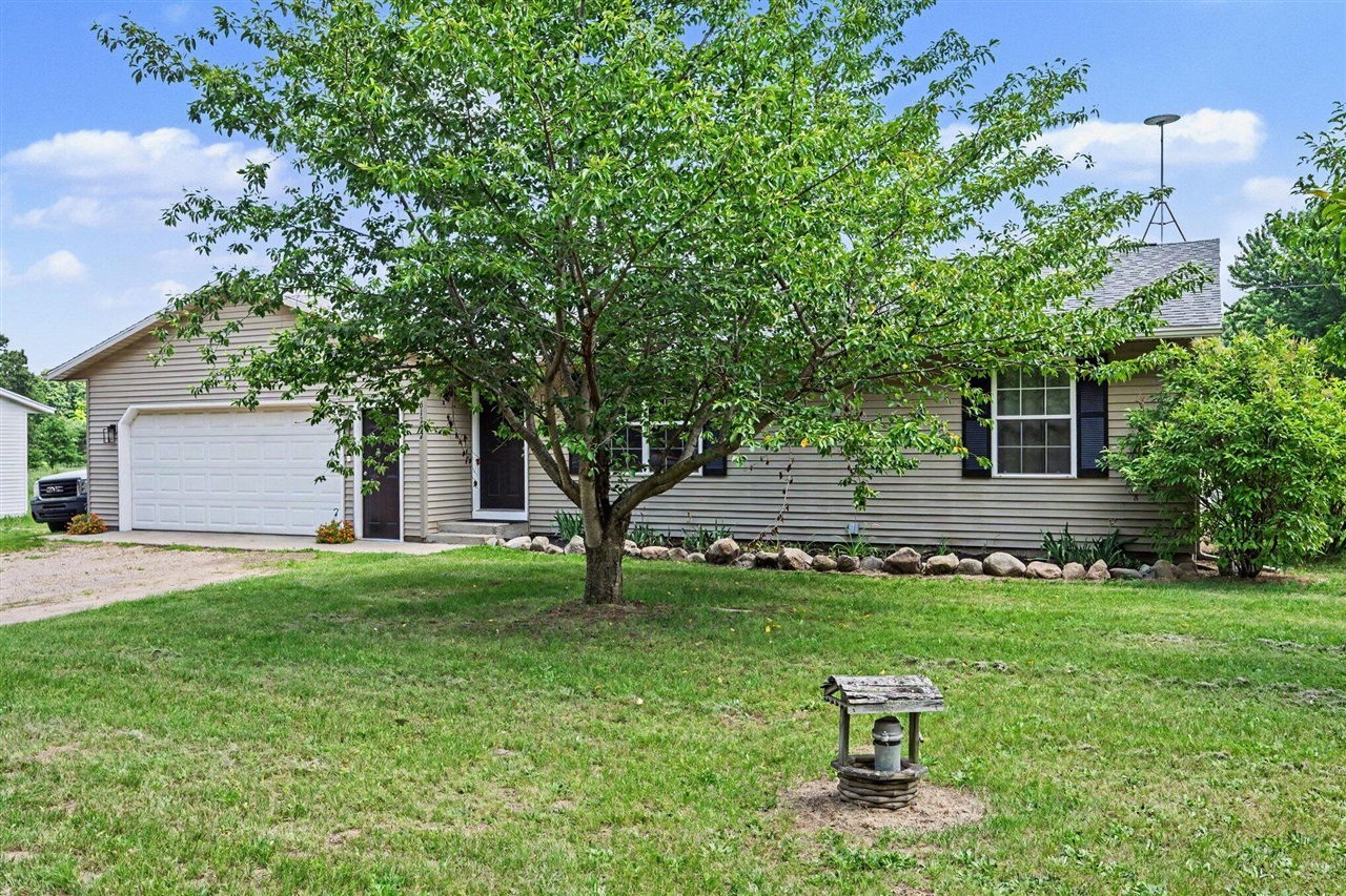1st image of 61117 County Road 653, Paw Paw, MI 49079 | MLS# 70542748