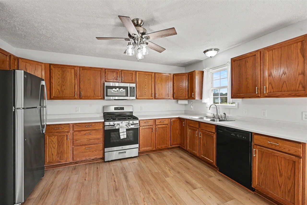 5th image of 61117 County Road 653, Paw Paw, MI 49079 | MLS# 70542748