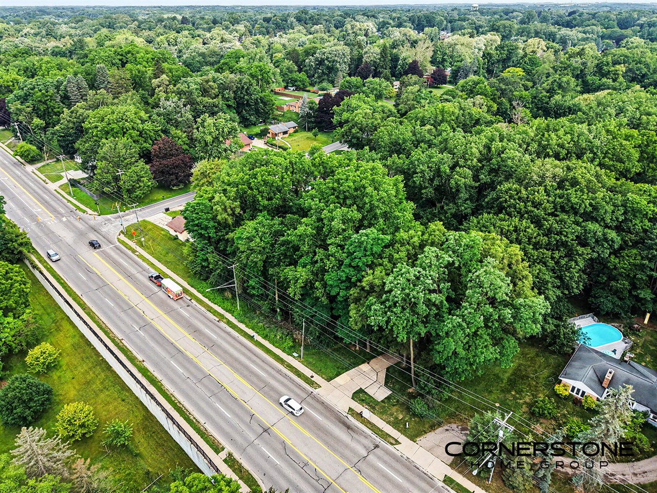 Photo 4 of Land for sale at 2345 Lake Michigan Dr, Grand Rapids, MI 49504 | MLS# 70542768 | Listing updated on 2026-09-22