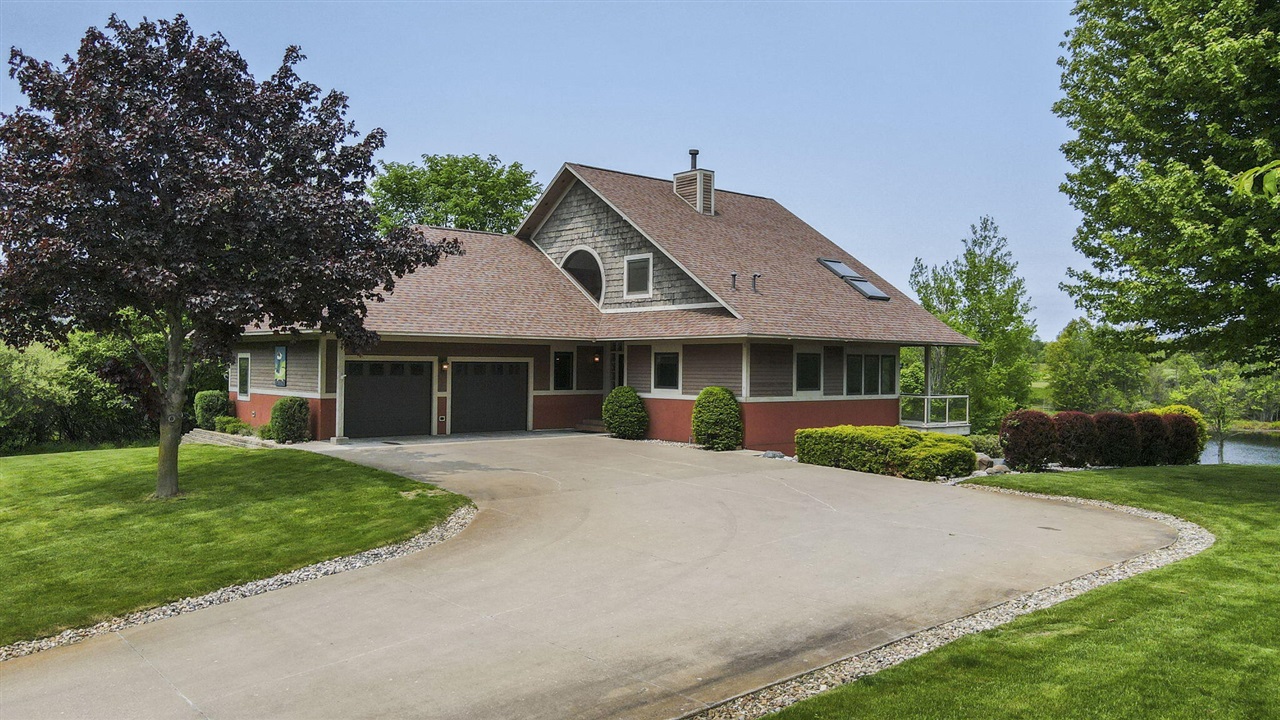 2nd image of 200 National Dr, Manistee, MI 49660 | MLS# 70542833