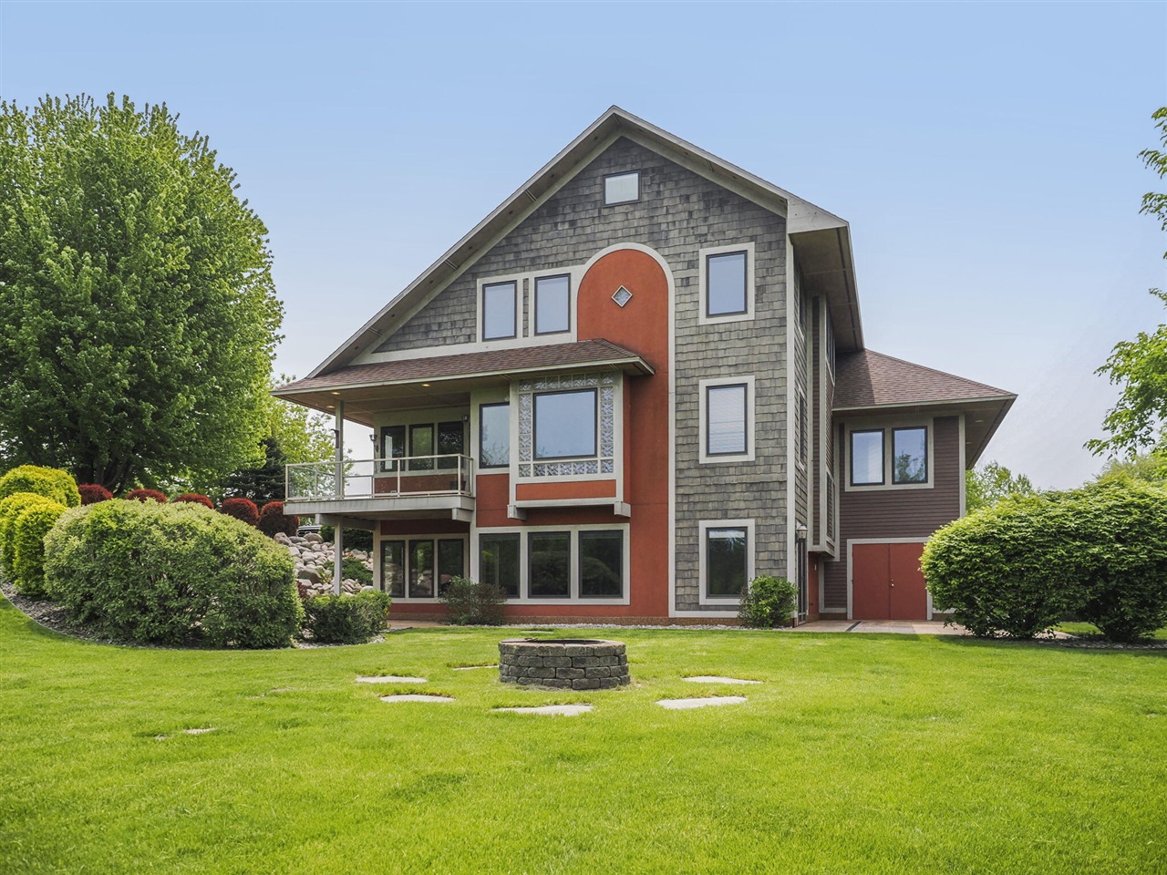 4th image of 200 National Dr, Manistee, MI 49660 | MLS# 70542833