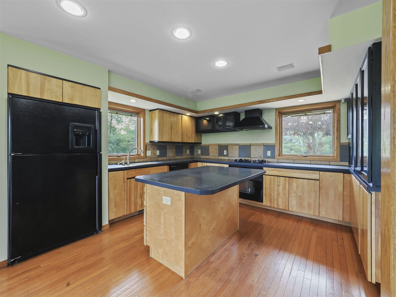 5th image of 200 National Dr, Manistee, MI 49660 | MLS# 70542833