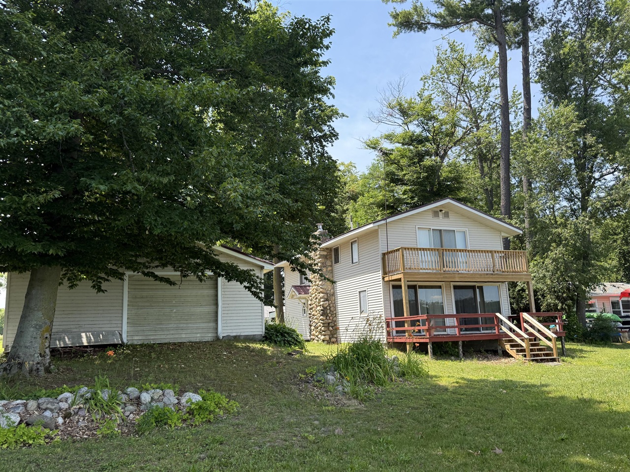 image of 141 S Beechwood Dr, Stanton, MI 48888 | MLS# 70542841