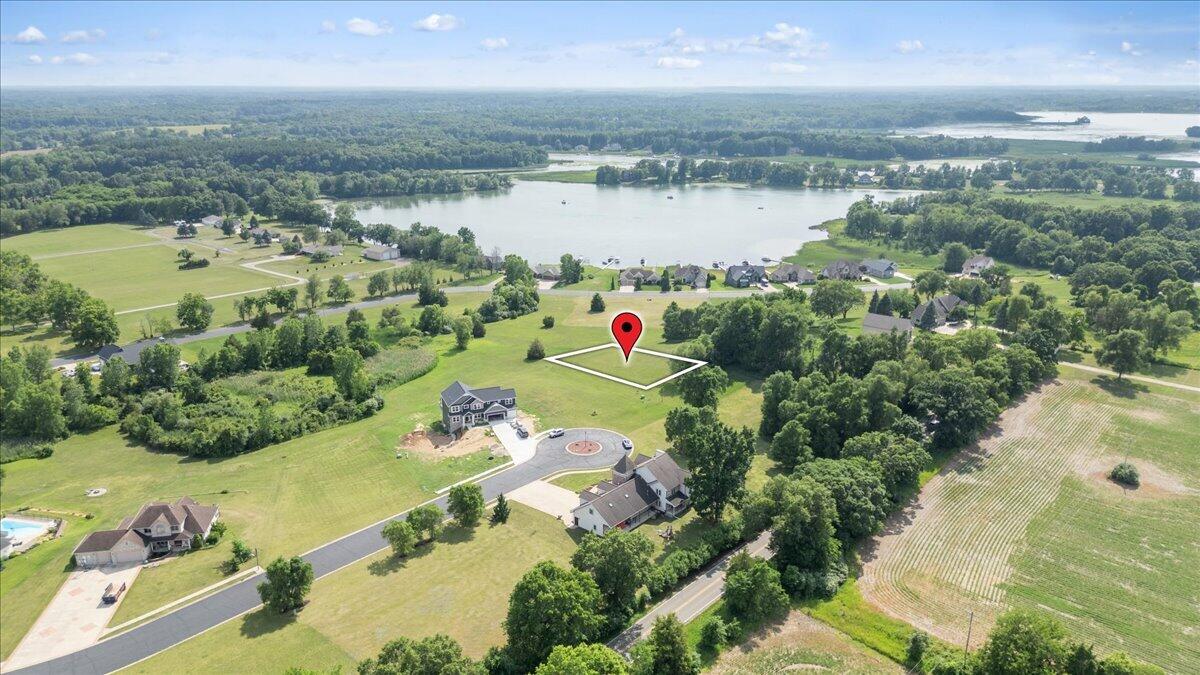 2nd image of 12 Coronado Dr, Jackson, MI 49201 | MLS# 70543146