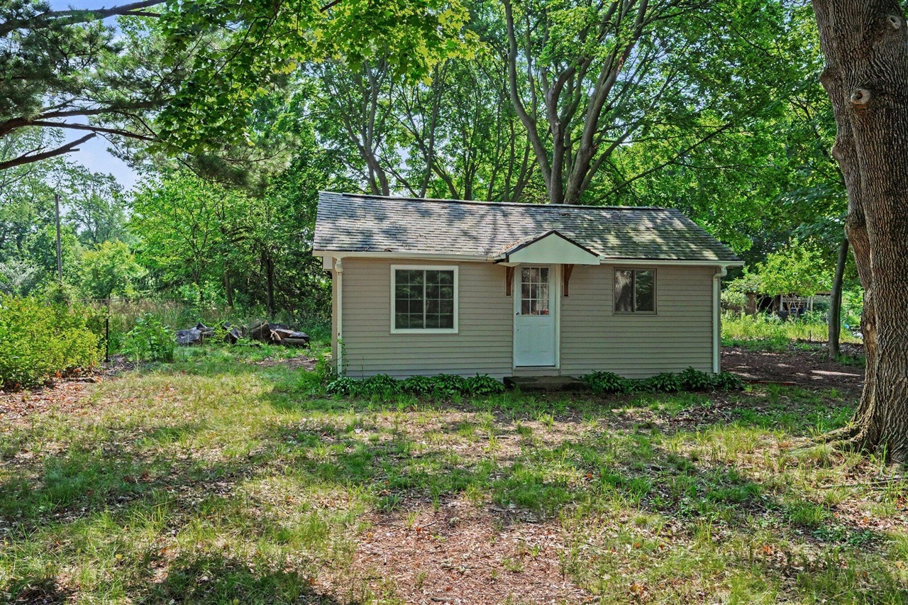 2nd image of 11627 S 30th St, Vicksburg, MI 49097 | MLS# 70543181