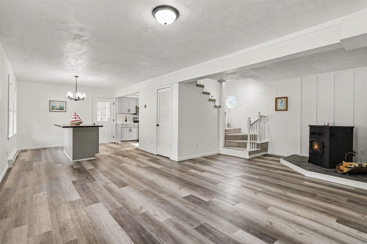 5th image of 43479 Van Auken Dr, Bangor, MI 49013 | MLS# 70543222