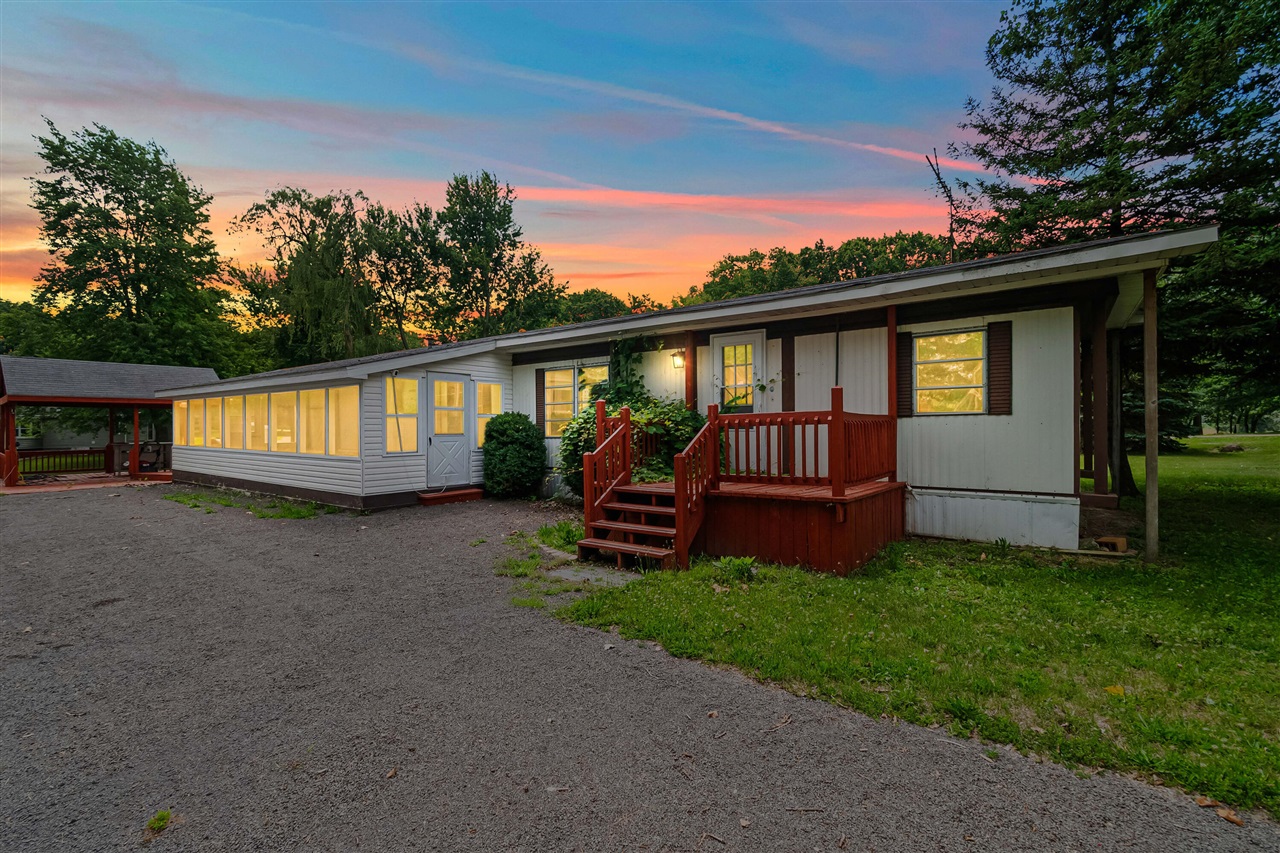 1st image of 6915 Rowley Dr, Osseo, MI 49266 | MLS# 70543287