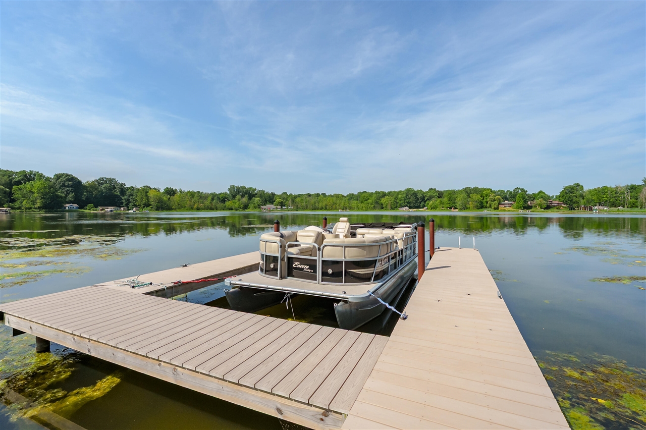 2nd image of 48930 68th St, Hartford, MI 49057 | MLS# 70543329