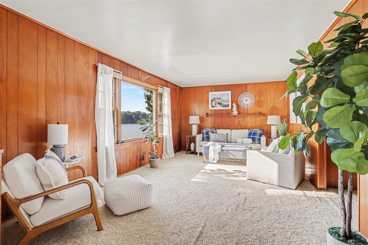 3rd image of 719 Gilead Shores Dr, Bronson, MI 49028 | MLS# 70543347