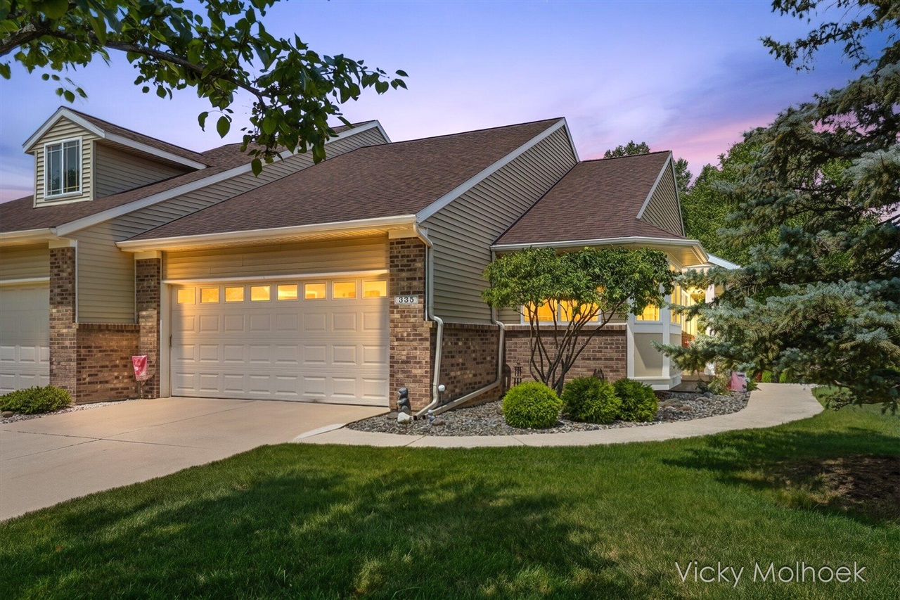 1st image of 335 E North St, Hastings, MI 49058 | MLS# 70543354